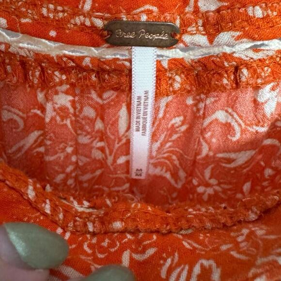 Free People Talk About It Tunic Top Bell Sleeves Orange Floral Size Medium - Picture 9 of 12